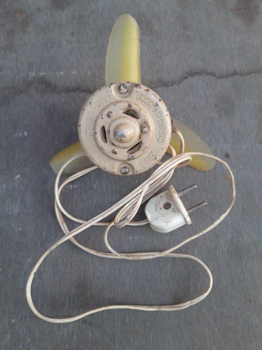 Вентилятор времен СССР. ВН – 8. Мощность 25 Вт.