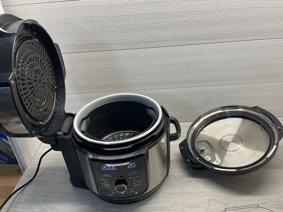 Multicooker wielofunkcyjna Ninja Foodi MAX OP500EU czarna 1460 W