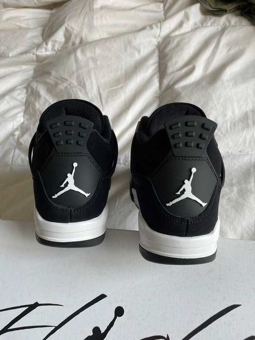 Jordan 4 Retro White Thunder R.37.5