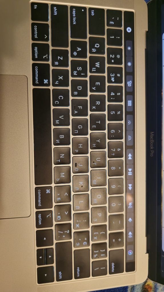 MacBook pro 16 GB 2018 TouchPad
