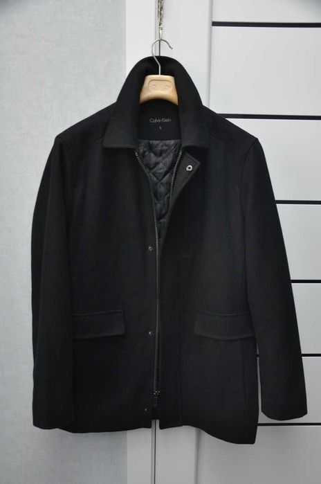 "Calvin Klein". Шерсть. Полупальто пальто. Размер L. Недорого.
