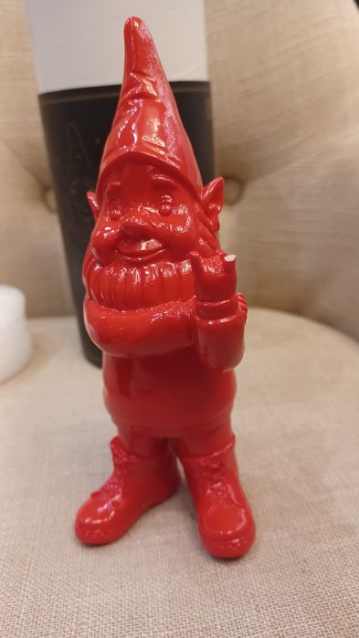 Nanottini Figurka krasnal ogrodowy mini 16 cm czerwony  blyszczacy