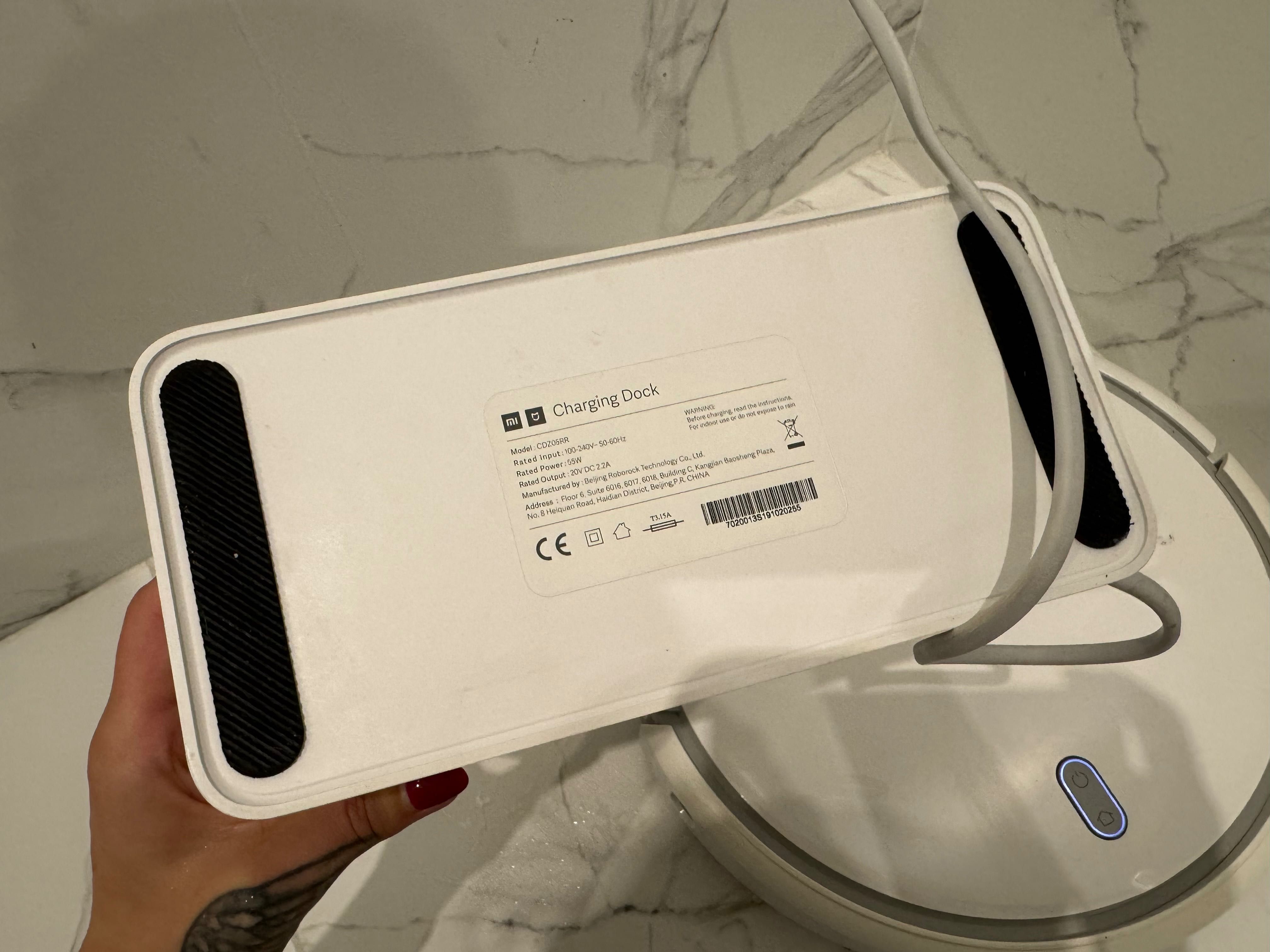 Робот-пылесос Xiaomi  Mi Robot Vacuum Cleaner SDJQR02RR