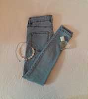 Niebieskie jeansy dżinsy skinny sisnay