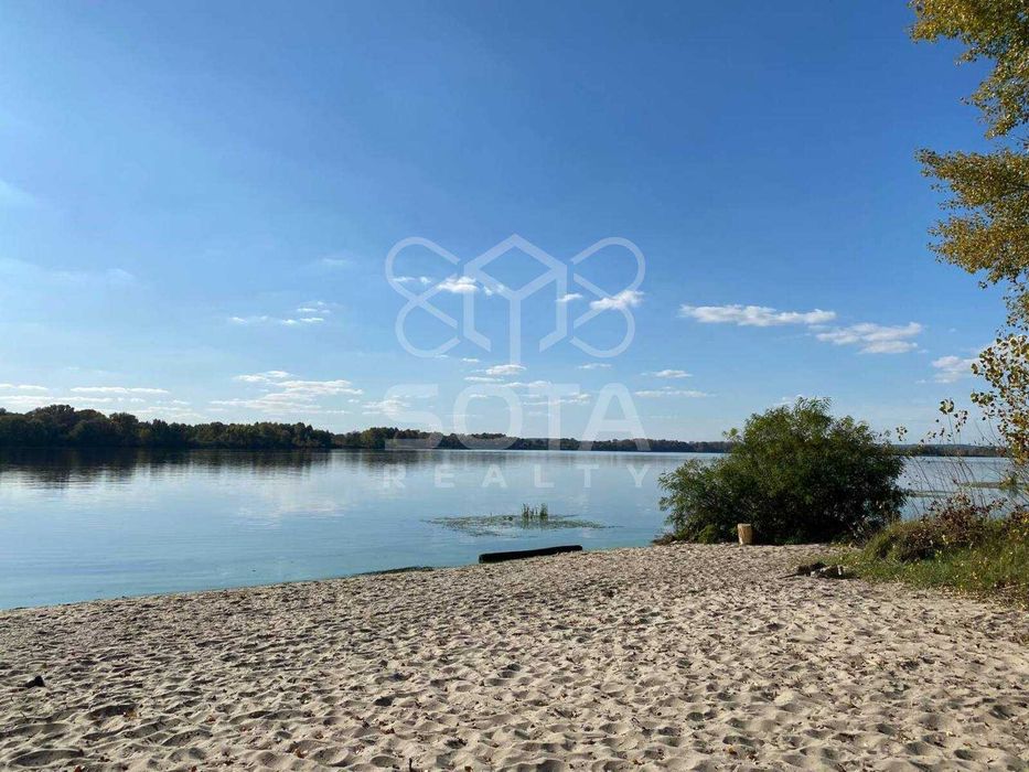 Будинок дуплекс перша лінія Дніпра Осокорки неподалік Sky River