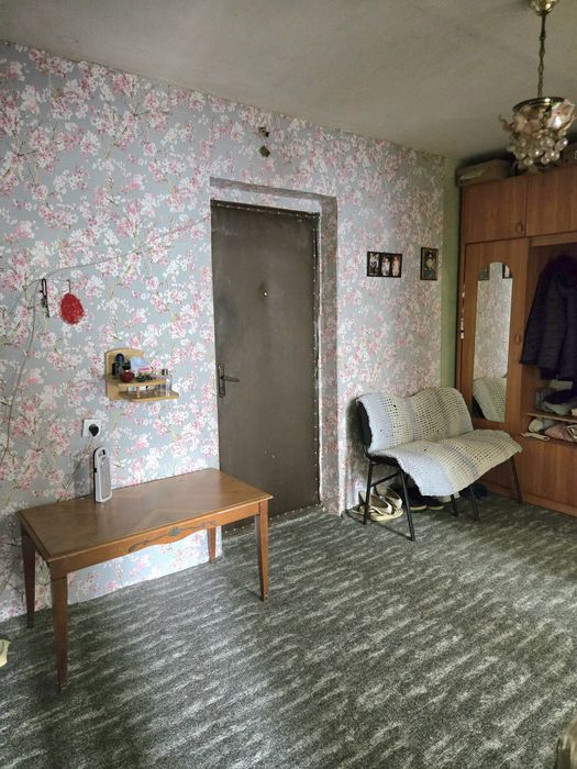 Вигідна ціна! Простора двокімнатна, цегла, ЗАЗ, з бойлером