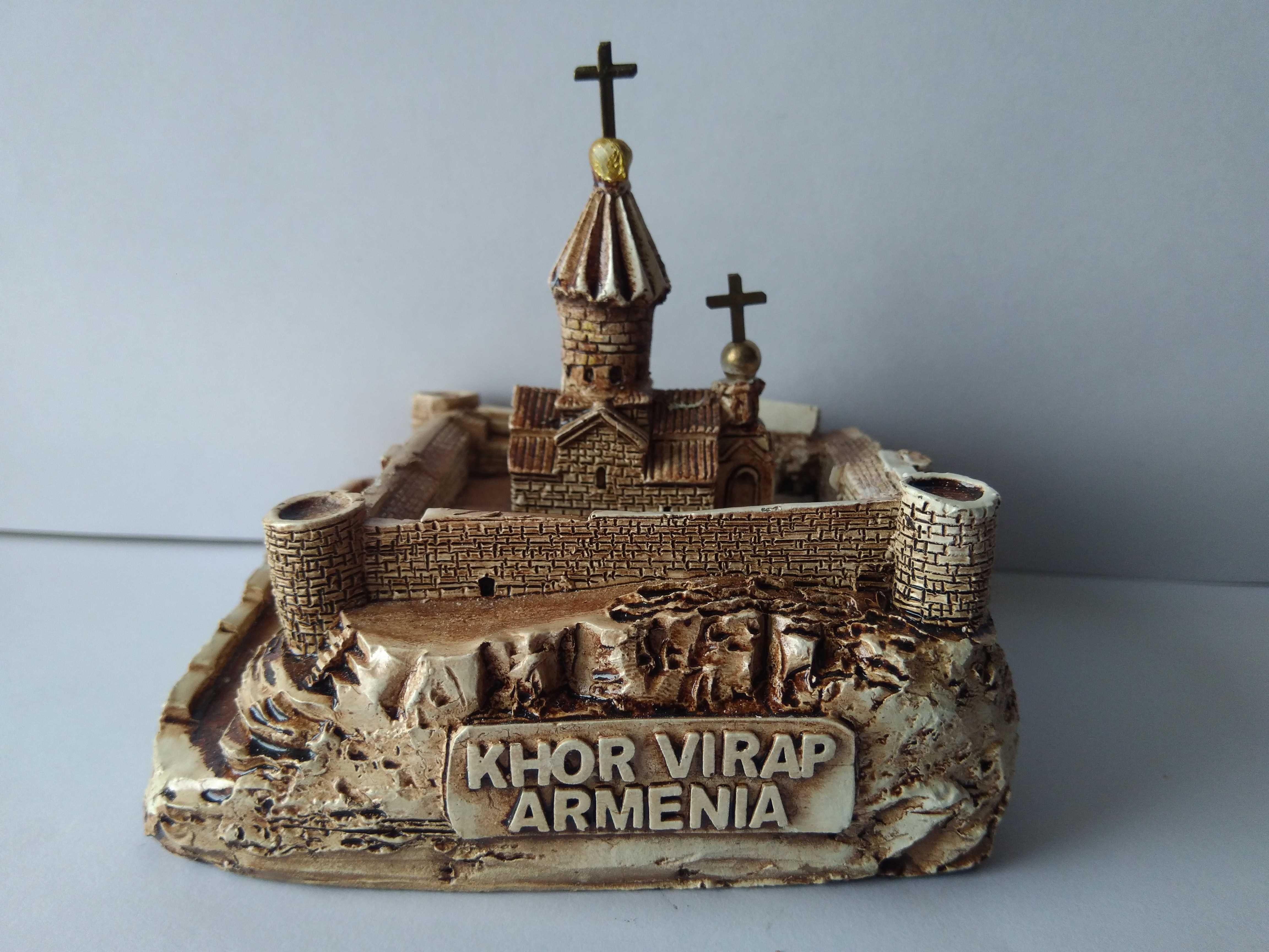 ARMENIA - Figurka z gipsu - KHOR VIRAP Chor Wirap