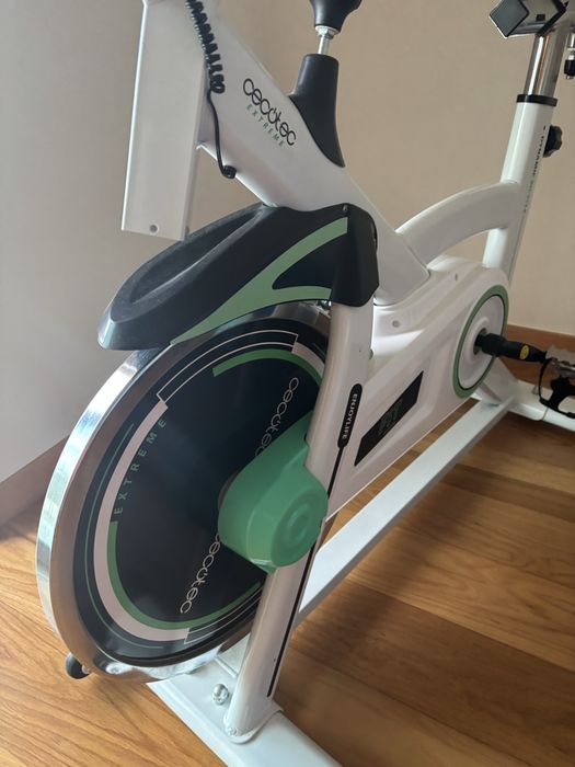 Bicicleta estática Cecotec Extreme
