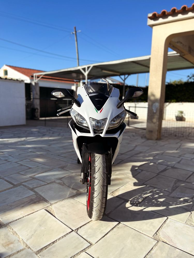 Aprilia RSV4