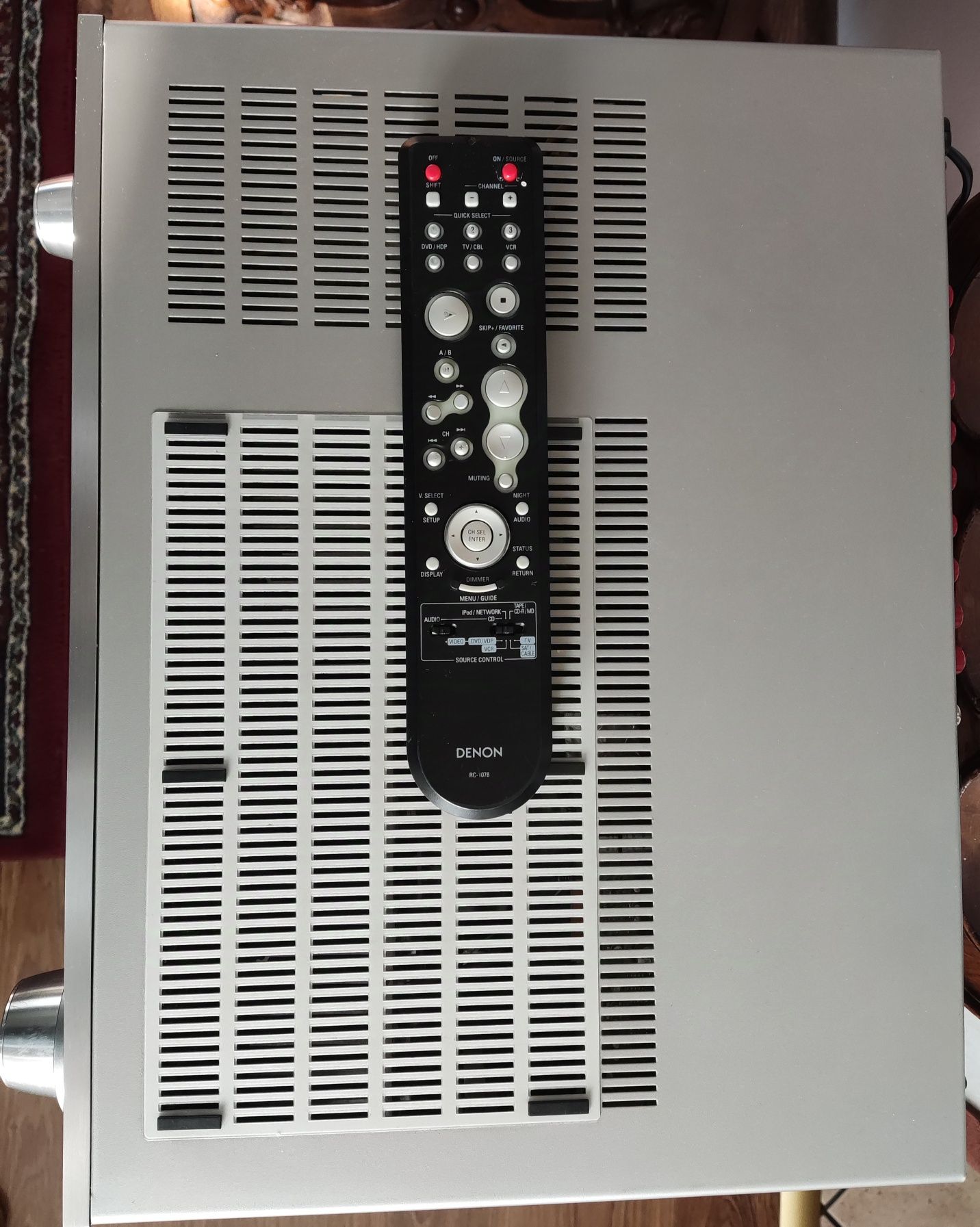 Amplituner kino domowe 7.1  Denon AVR-1908 - uszkodzony