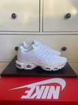 Nowe buty Sneakersy Nike Air Max Plus 40 białe Vapormax Plus TN Shox