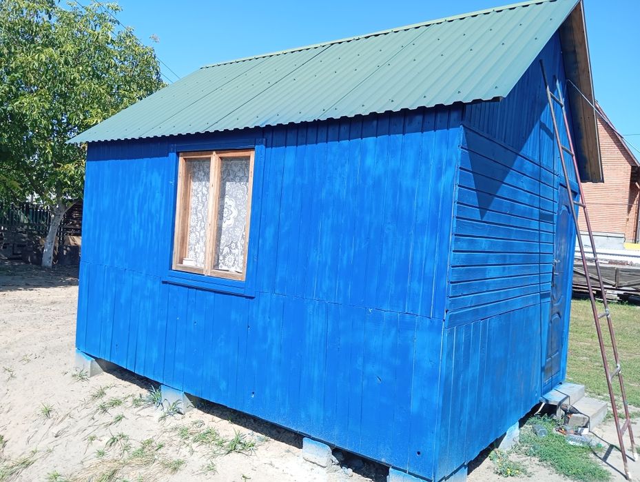 продам Бісетка закритого типу