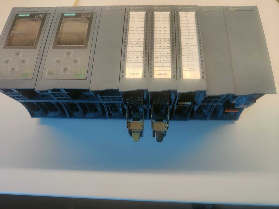 Siemens SIMATIC S7-1500 zestaw z modułami