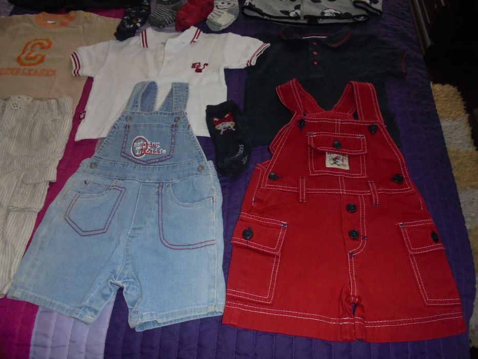 lote de roupa de menino bebé os ténis da marca Geox