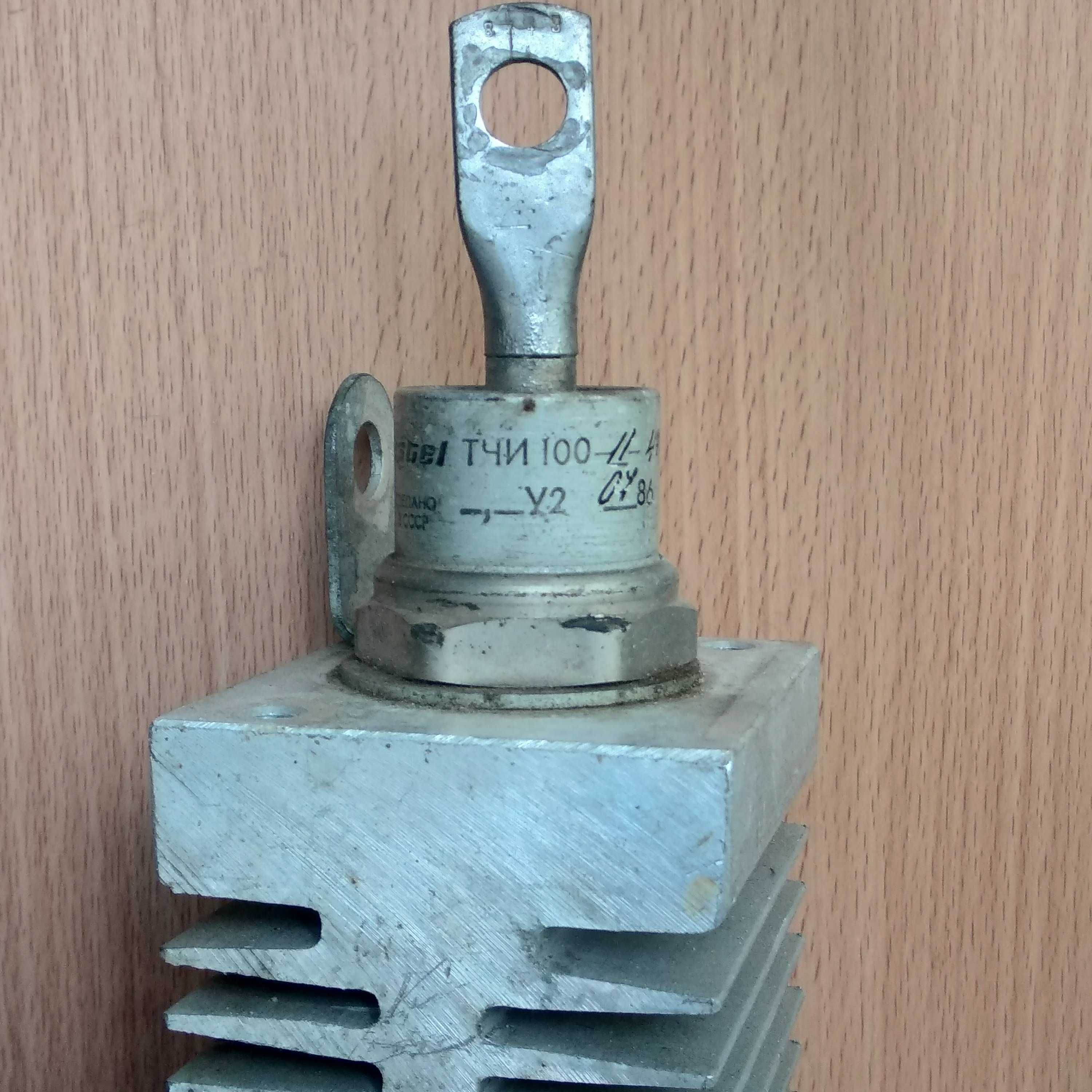 Тиристор ТЧИ 100-1