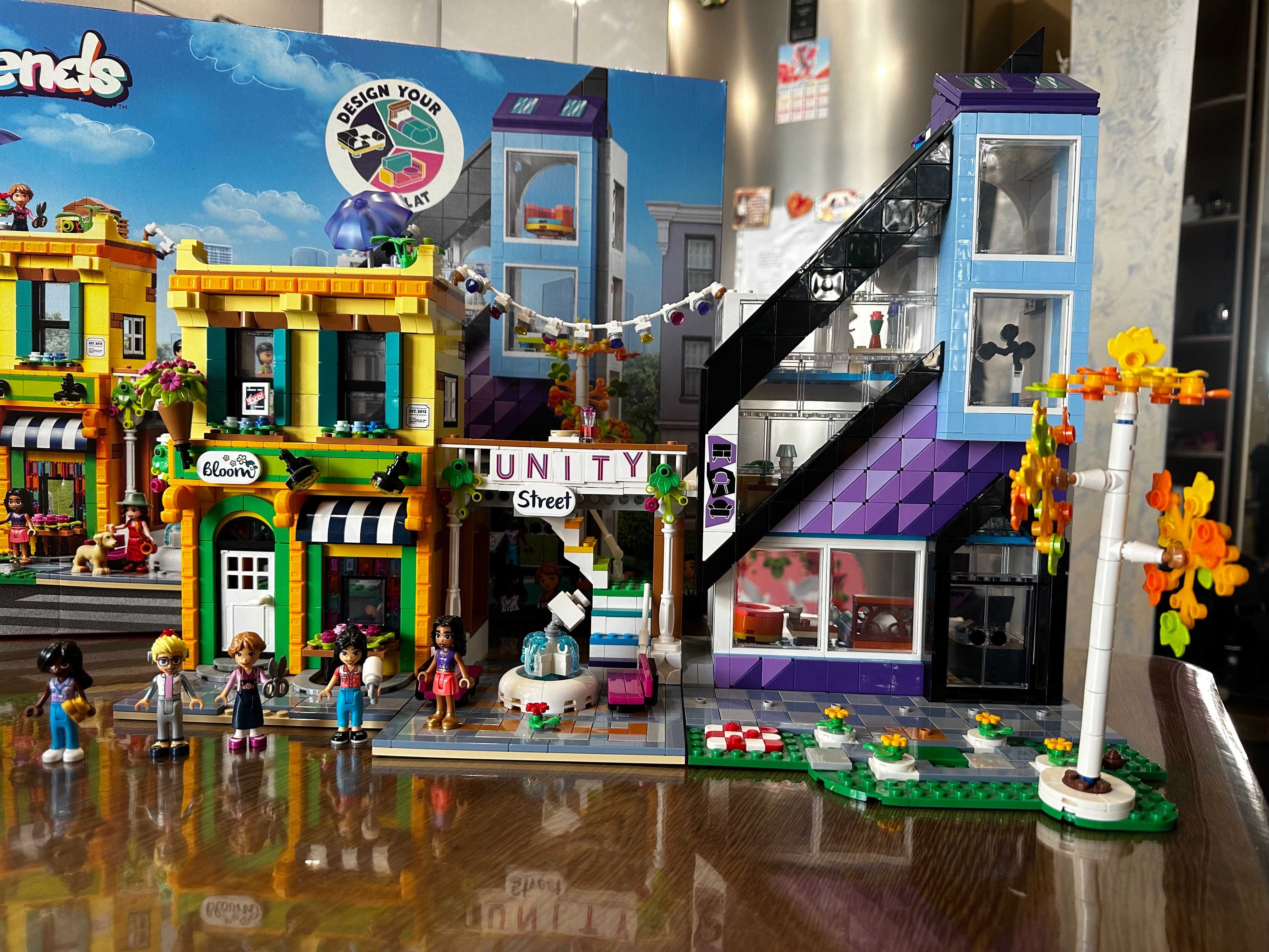 Конструктор LEGO Friends Квіткові та дизайнерські крамниці, 41732