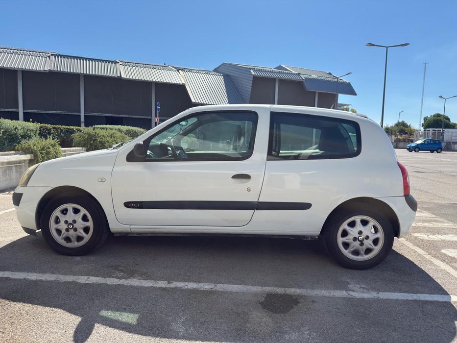 Renault clio 1.5 DCi 2003