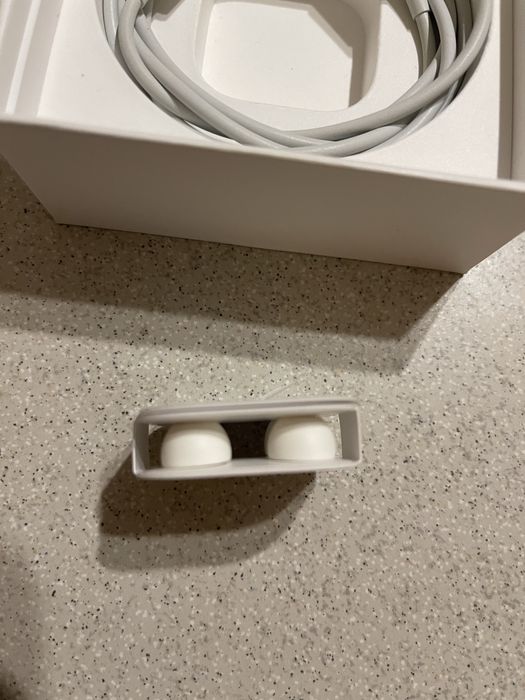 AirPods Pro 1 покоління