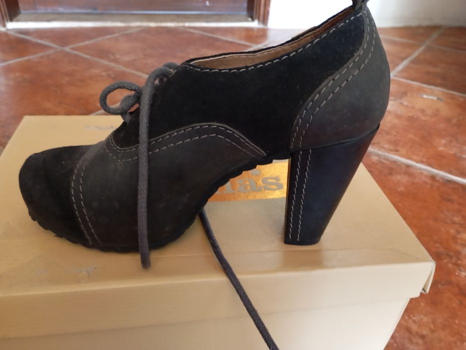 Cubanas Novas em Pele