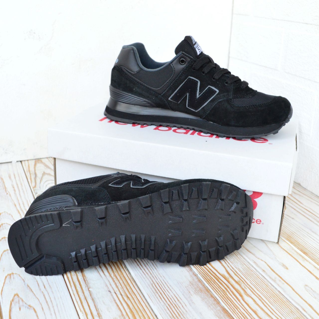 Жіночі кросівки New Balance 574 Black