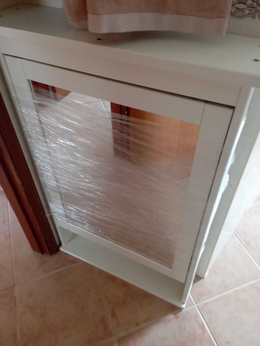 Armário casa de banho