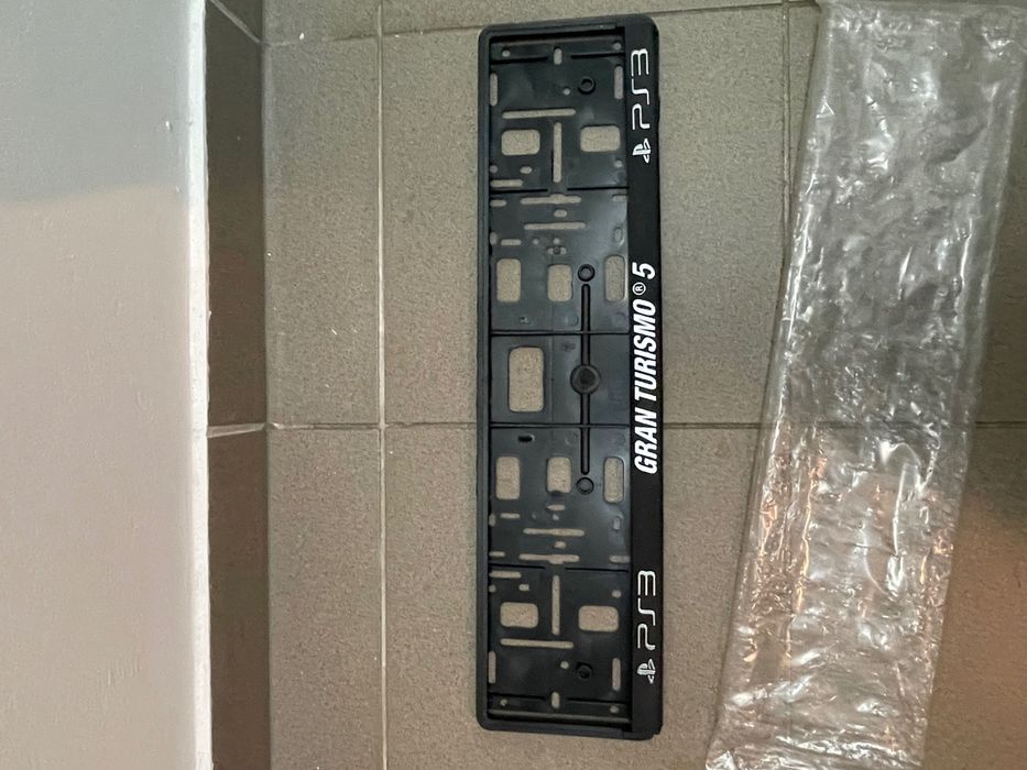 Ramka na tablicę rejestracyjną Gran Turismo Play Station 2 sztuki