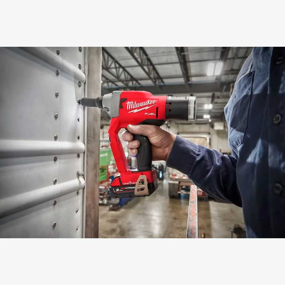 Заклепочник акумуляторний Milwaukee M18 ONEFPRT-202X, (Ø4,8-7,0мм)
