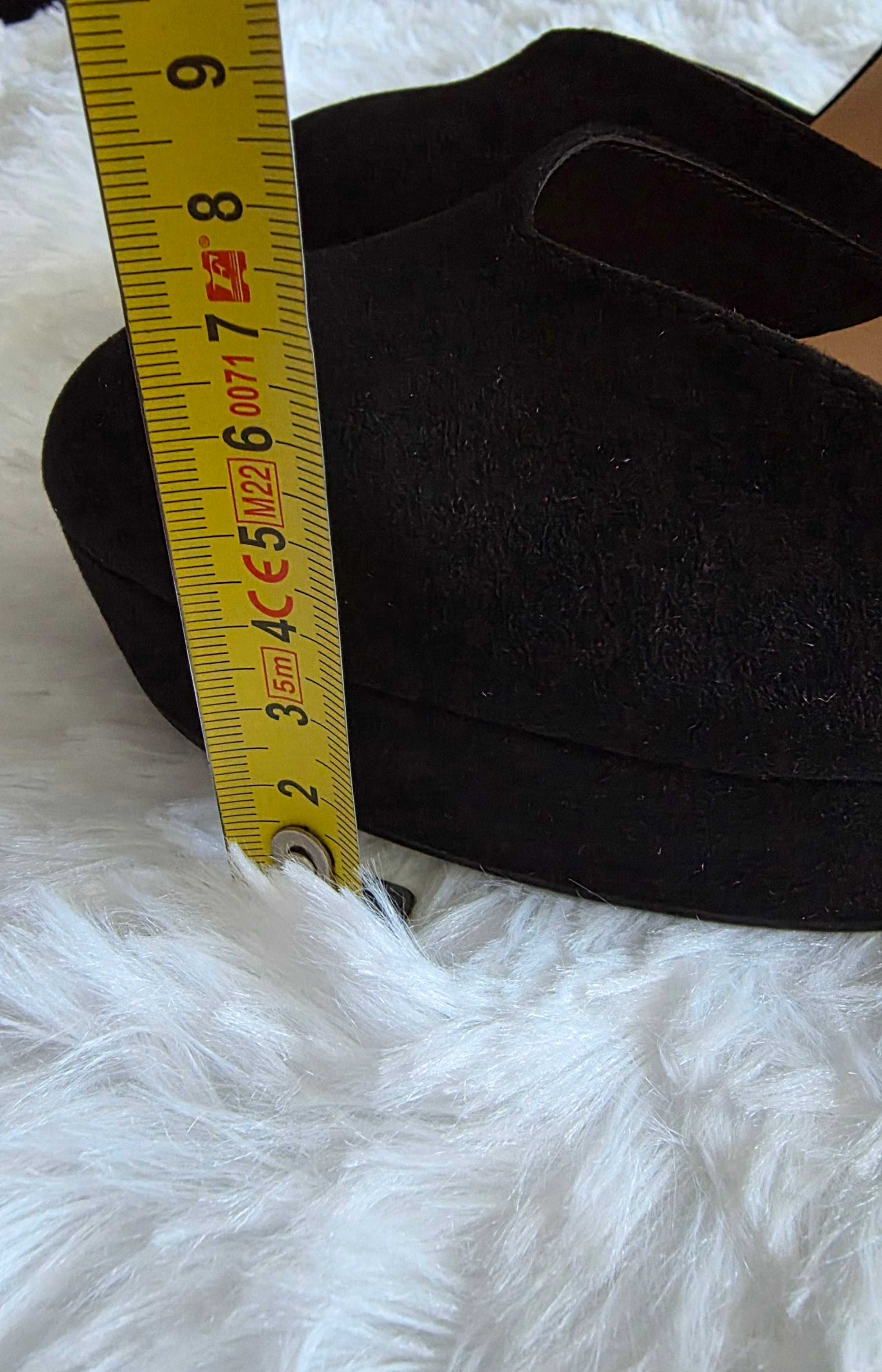 Buty na słupku Even&ODD, wiązane, czarne, rozmiar 38
