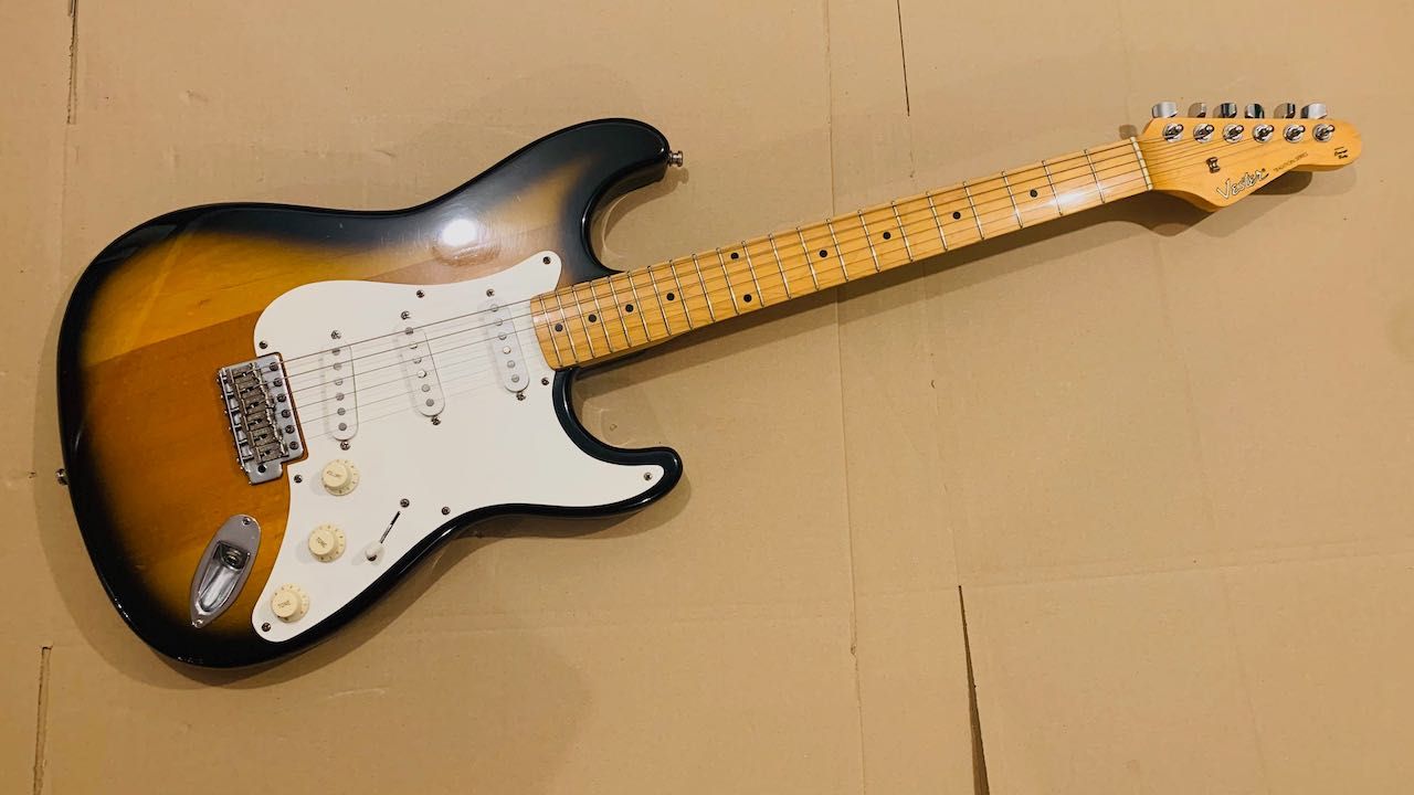 VESTER Tradition Series - gitara elektryczna stratocaster VINTAGE 80's