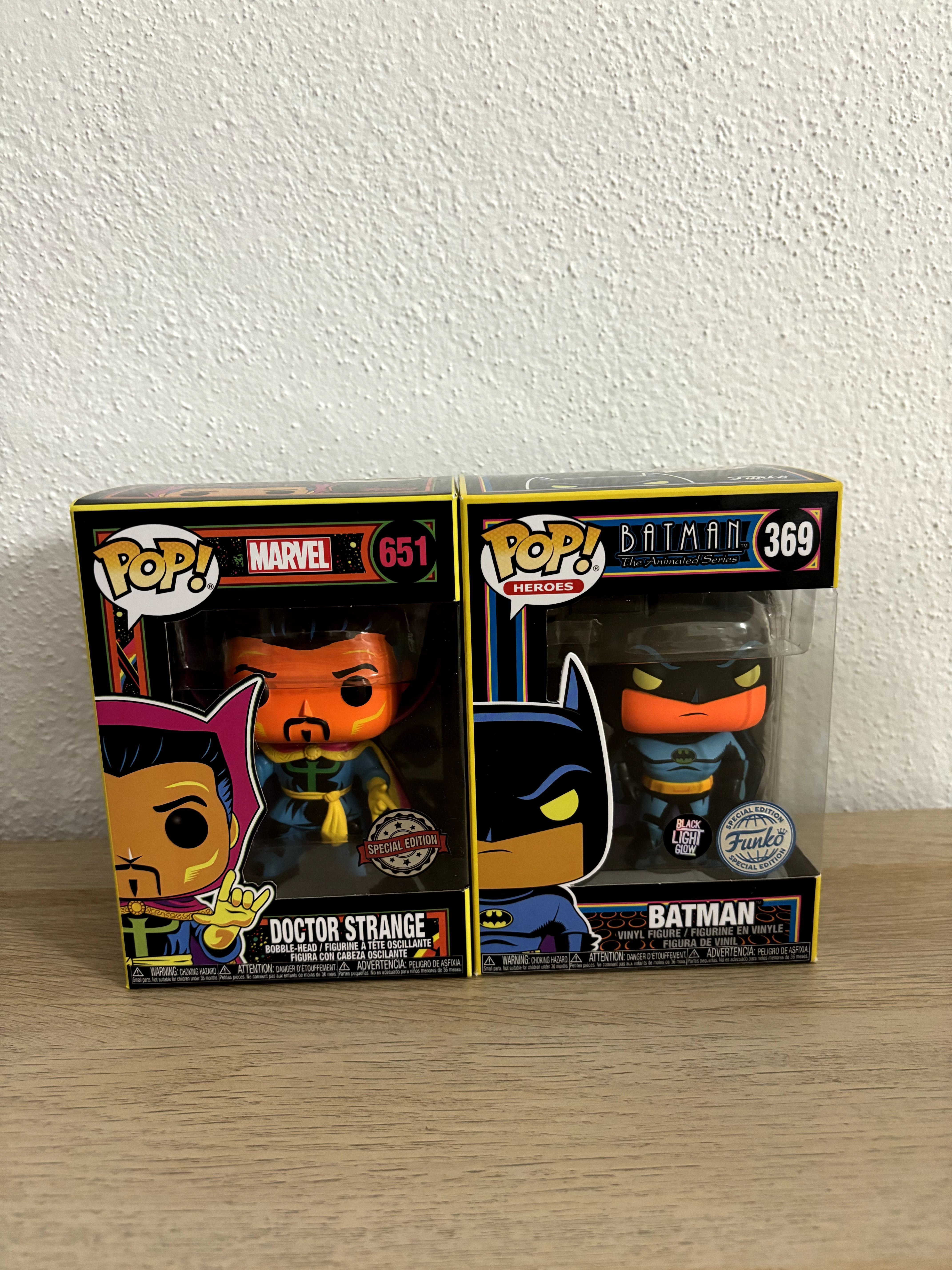 Pop! Funko Dr. Strange (Black Light)