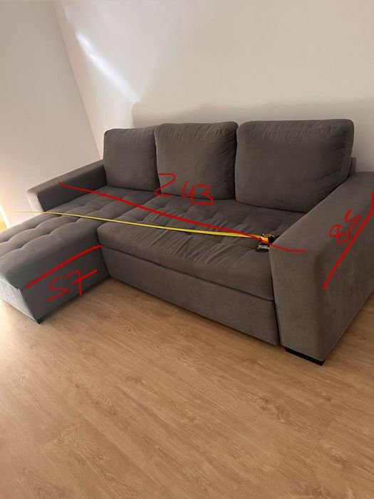 Da-se sofá de 3 lugares com chaselong