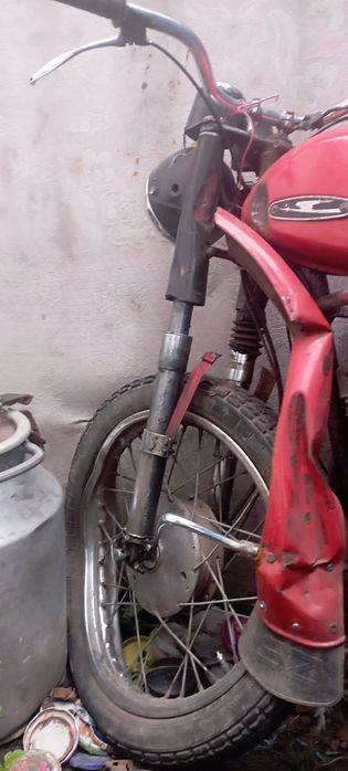 Продам бо шкода щоб стояв