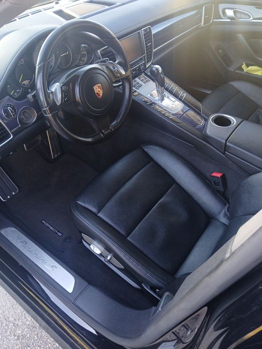 Porsche P. S E-Hybrid 416cv