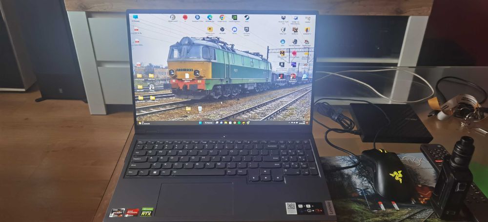 Laptop Lenovo 5 Pro