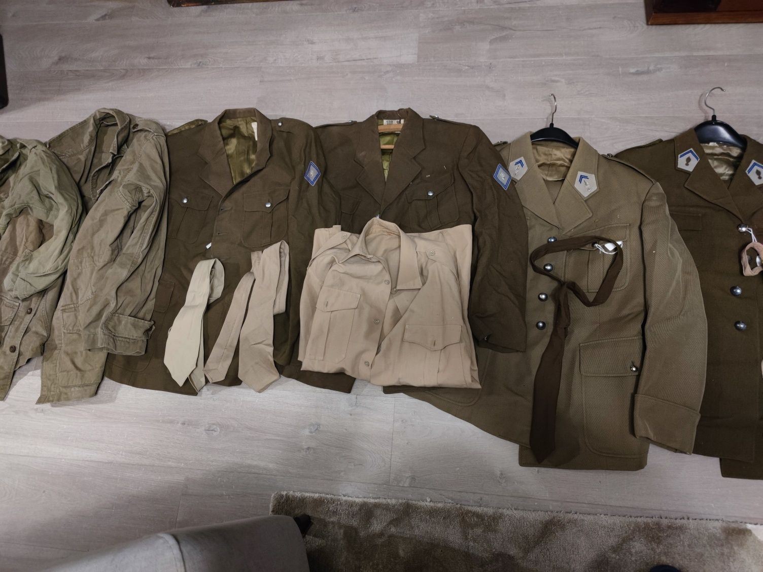 Mundury chorążego armii francuskiej z lat 50-60 tych XX wieku