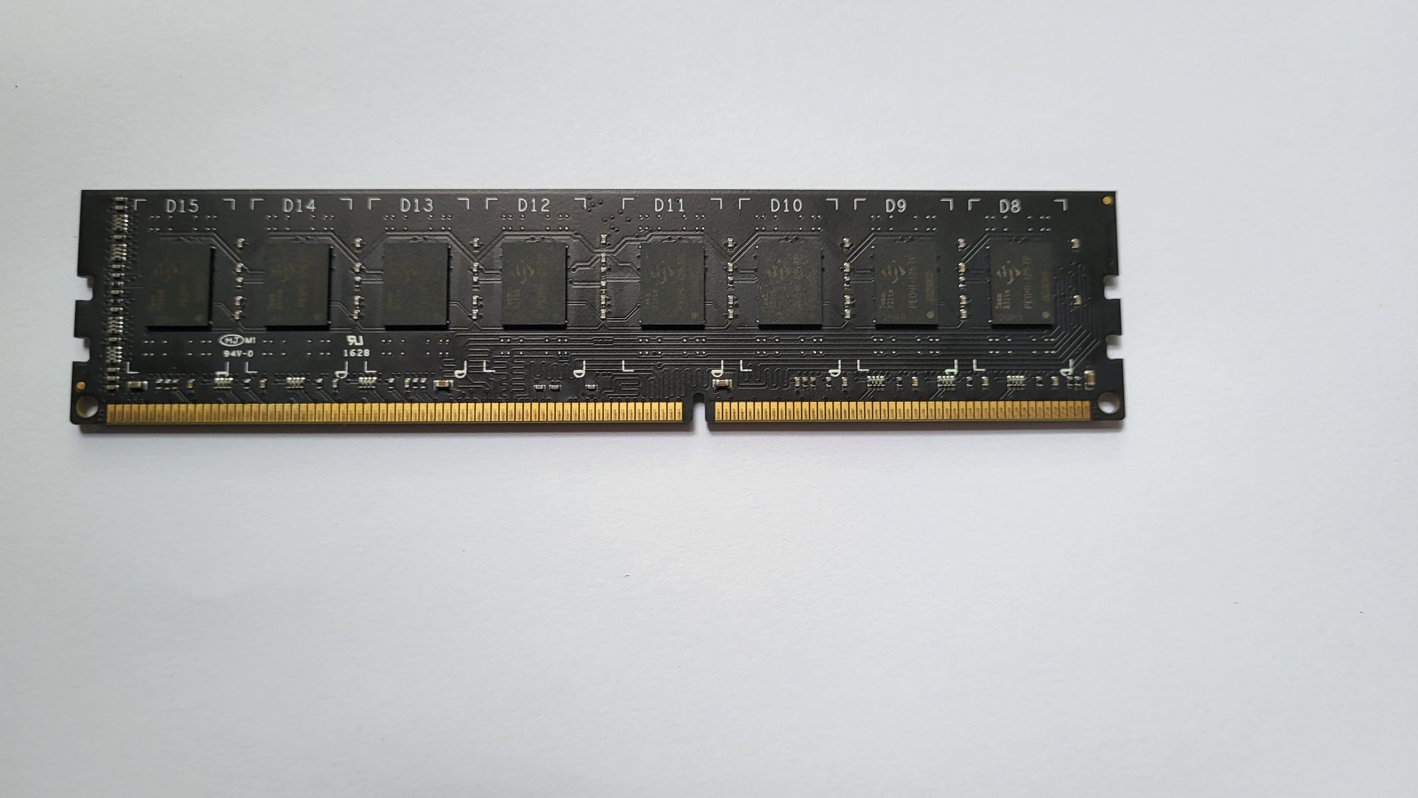 Оперативна памʼять Team Elite DDR3 8GB 1600 MHz — Стан ідеальний
