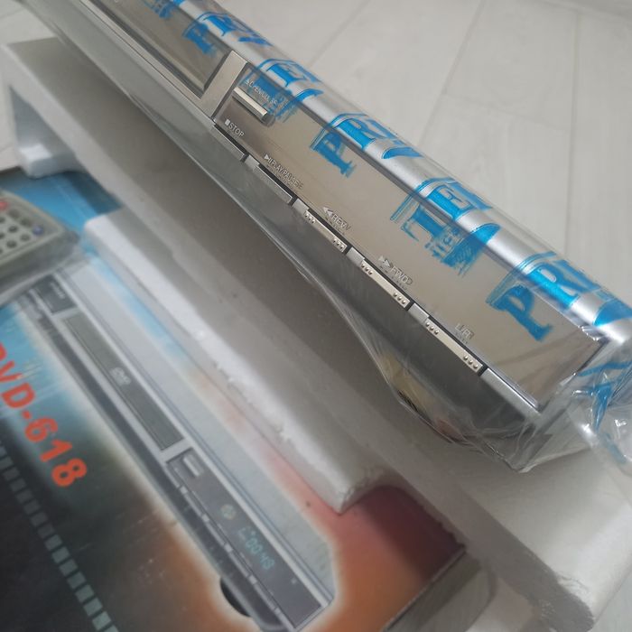 ретро DVD-програвач