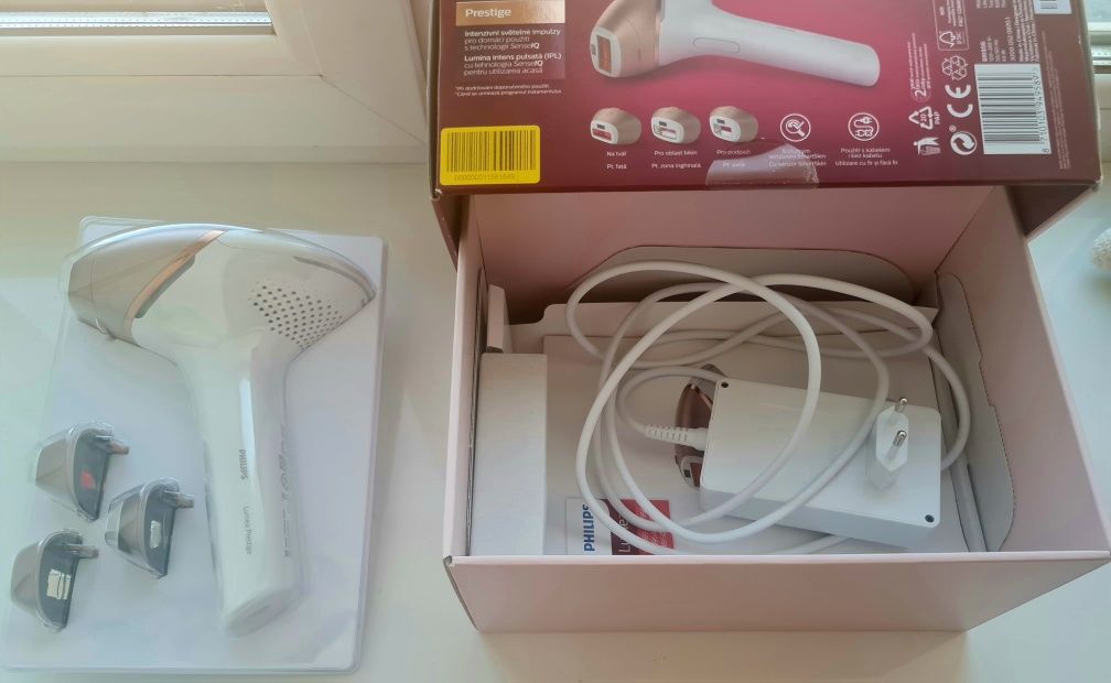 Фотоепілятор PHILIPS Lumea Prestige BRI956/00