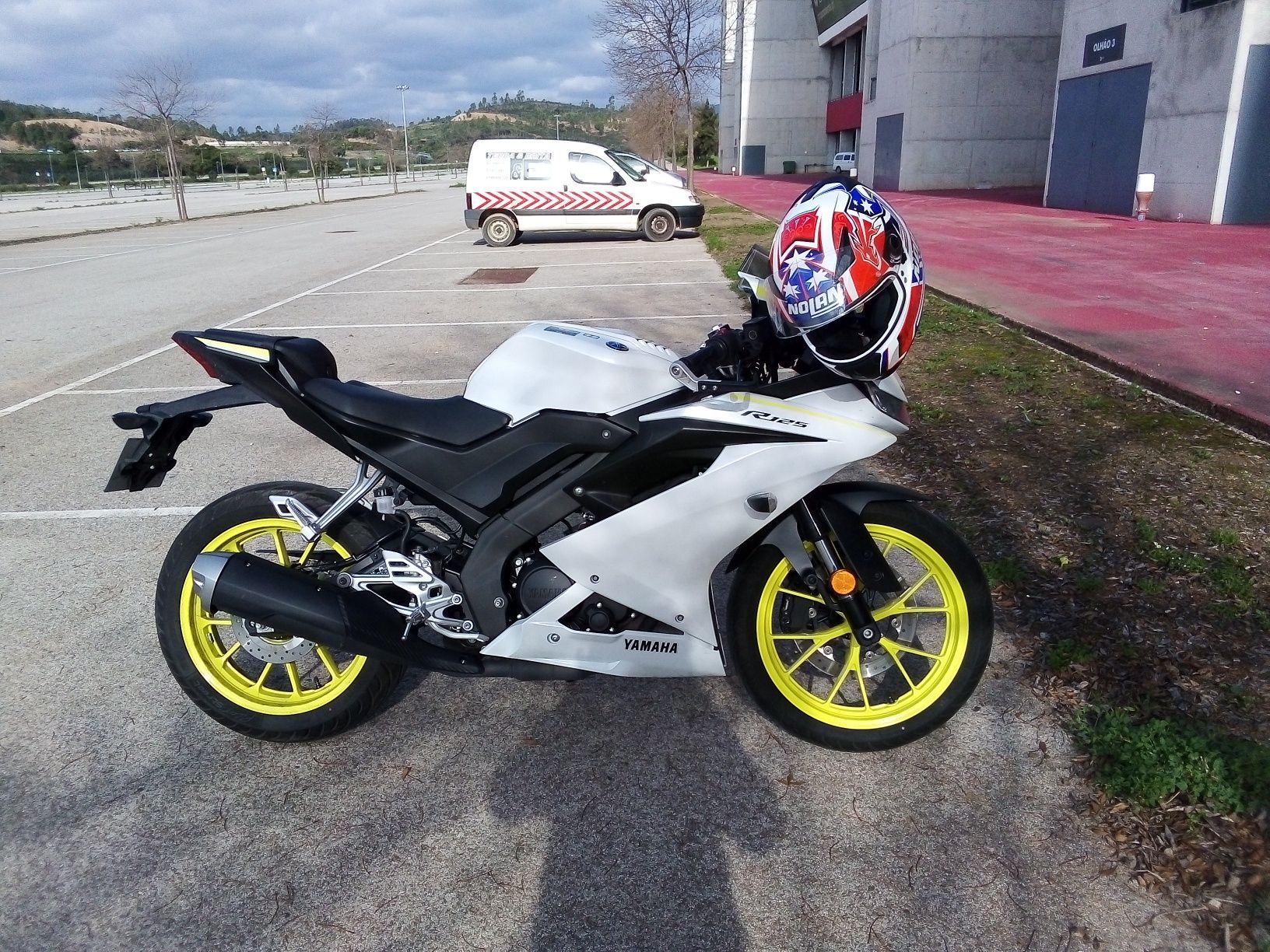 Yamaha Yzf - R125