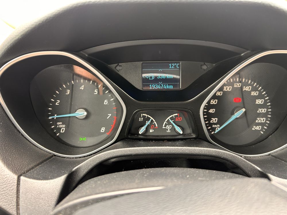 Ford Focus 2012 1.6 benzyna