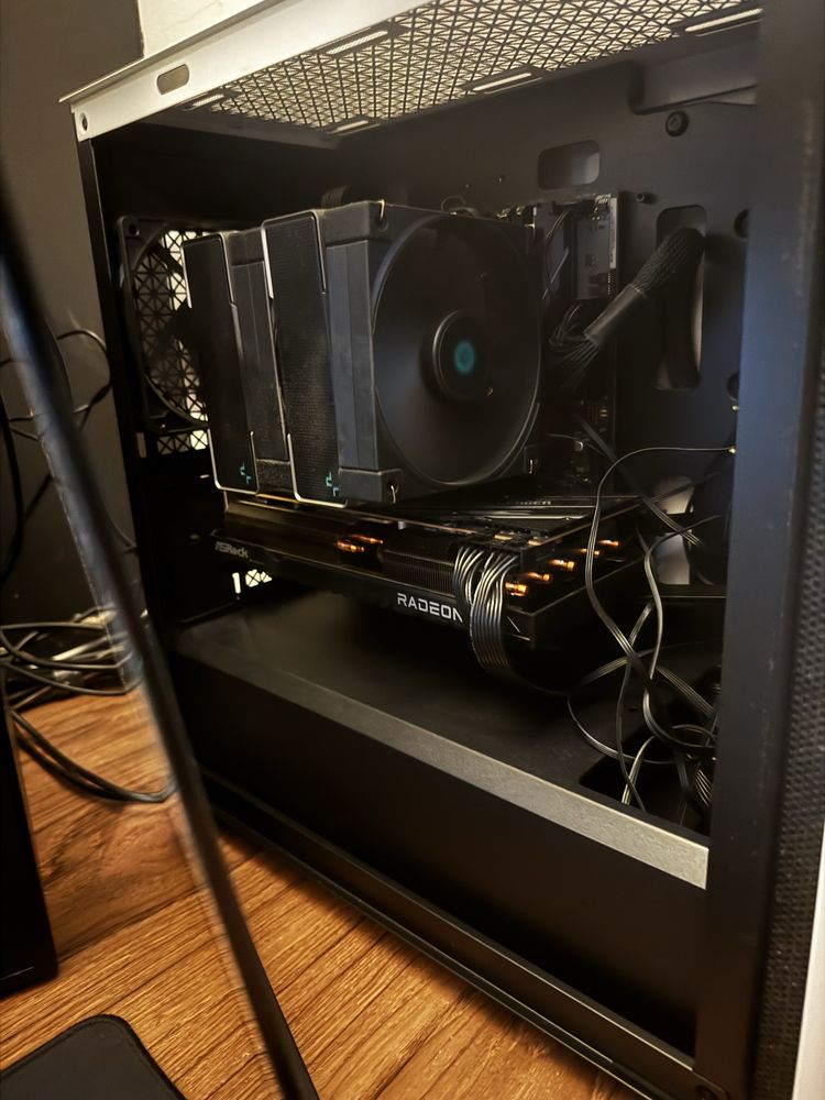 R7-7700 / RX 7900 / 32gb 6400 / SSD 2tb Komputer Stacjonarny do Gier