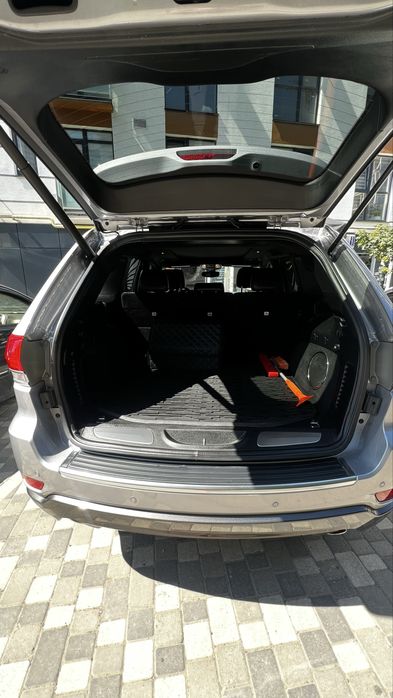 Продам Jeep Grand Cherokee