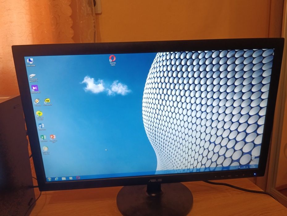 Dell Optiplex 3020 +  колонки Logitech Z553