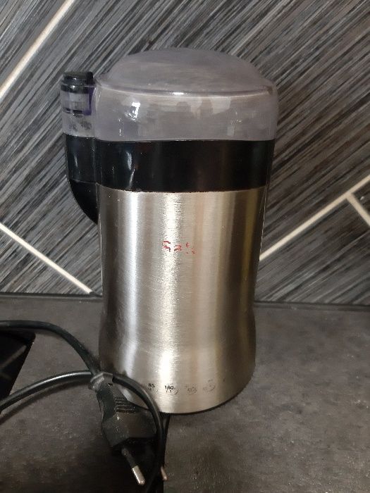 Кофемолка SATURN на запчасти