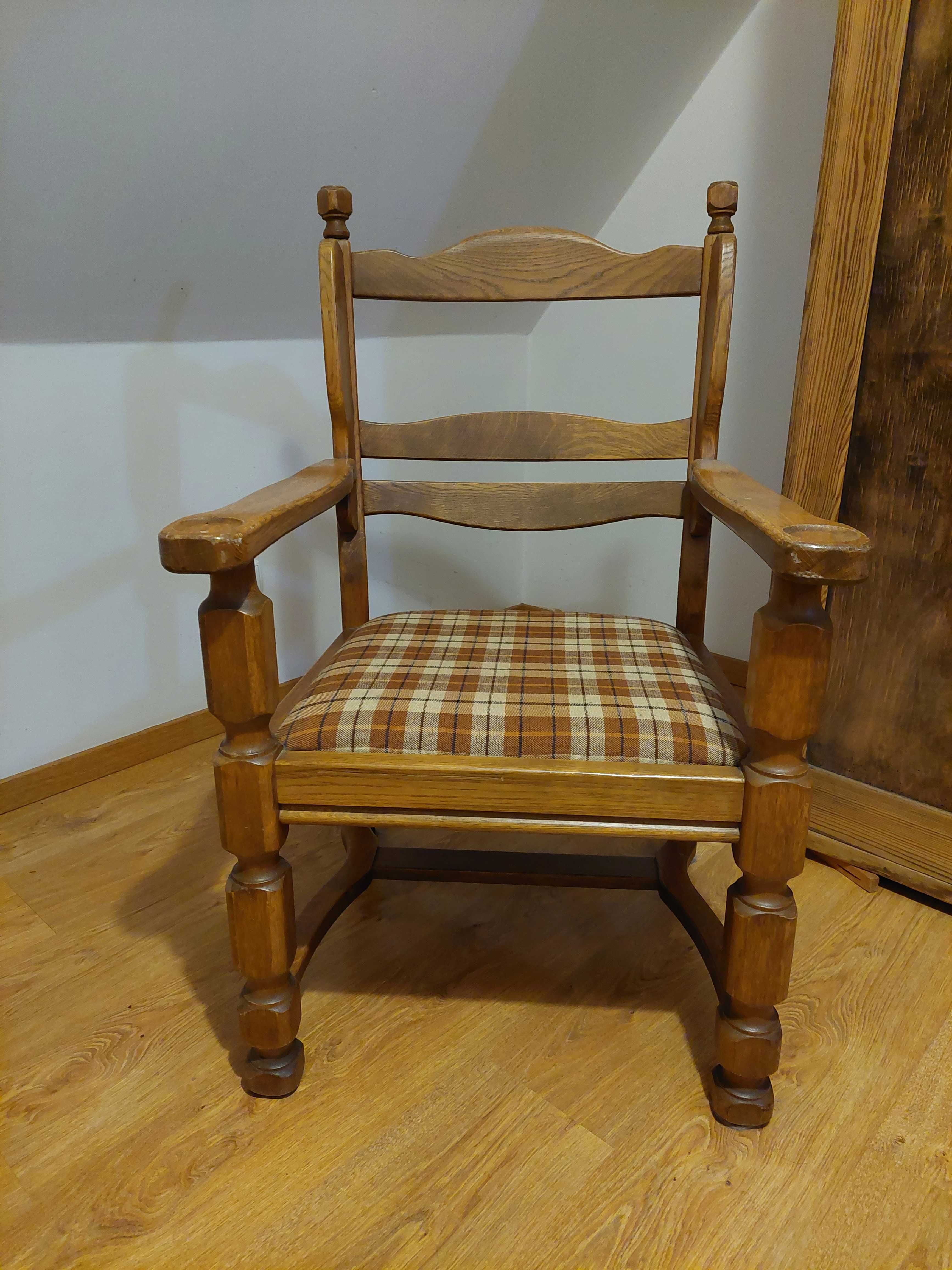 Fotel, krzesło tapicerowane dębowe, PRL, bardzo solidne