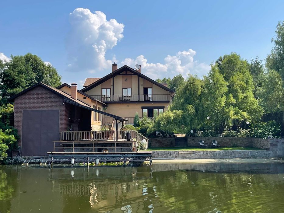 У воды, берег Днепр, первая линия, Киев, Осокорки, котедж, мебель евро