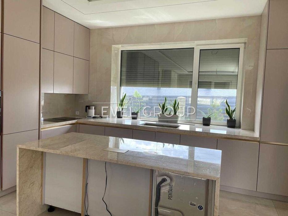 Продається сучасний 5к будинок 274м2, Лісники, 7 соток