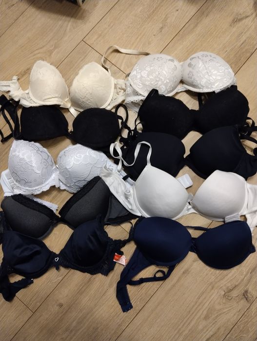 Staniki biustonosze 10 sztuk