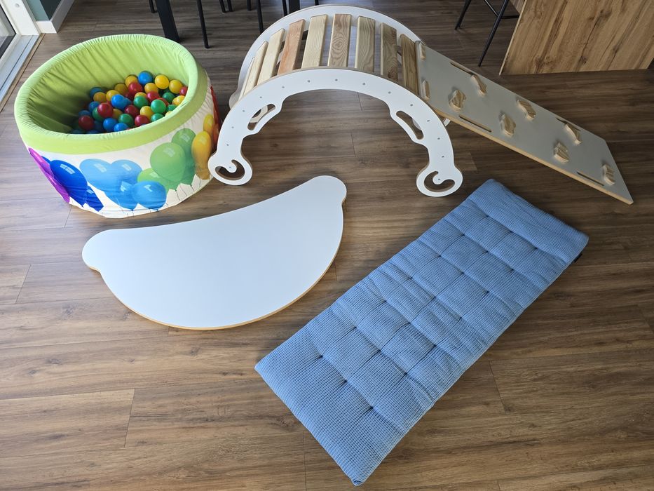 Zestaw Montessori XL bujak + basen na kulki gratis