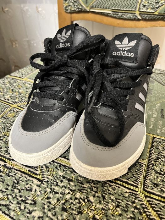 Черевики Adidas дитячі